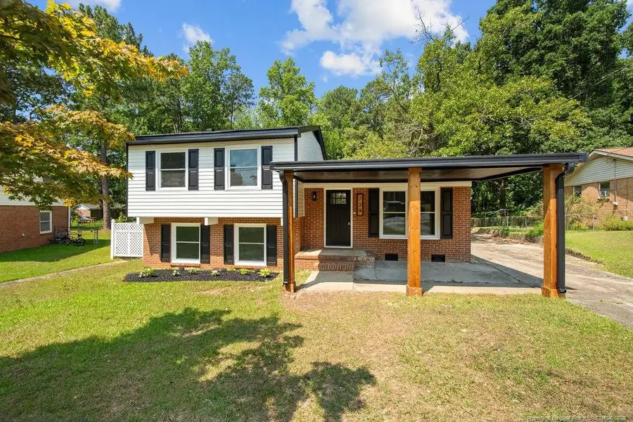 736 Burgoyne Drive, Fayetteville, NC 28314 - #2