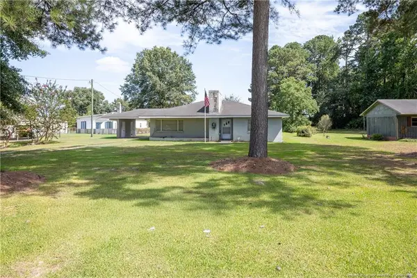 528 Fayetteville Street, Newton Grove, NC 28366