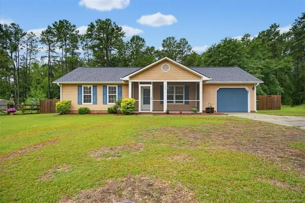 157 Hobson Court, Raeford, NC 28376