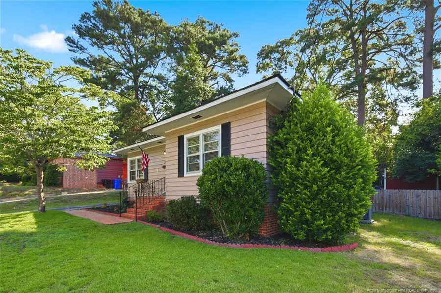 316 Fairwood Court, Fayetteville, NC 28305 - #2