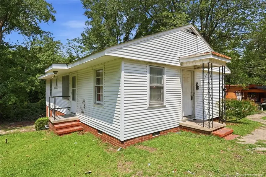 319 Stuart Avenue, Fayetteville, NC 28301 - #3