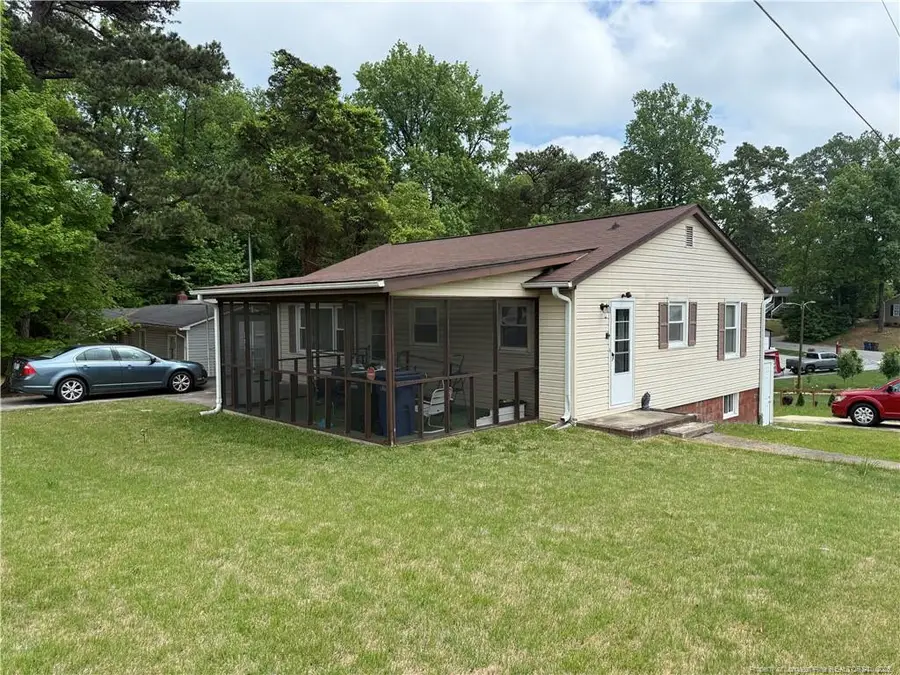 131 Robbins Avenue, Jamestown, NC 27282 - #2