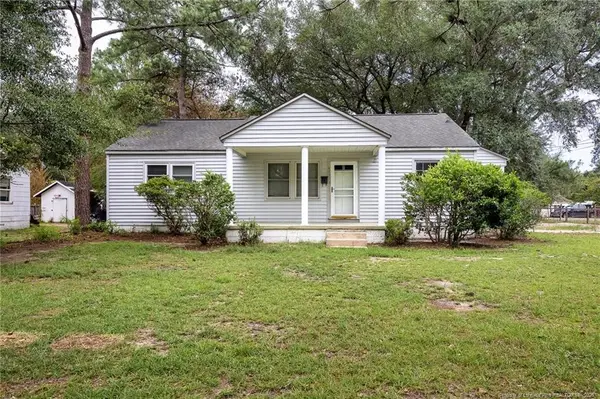 413 Seymour Street, Aberdeen, NC 28315