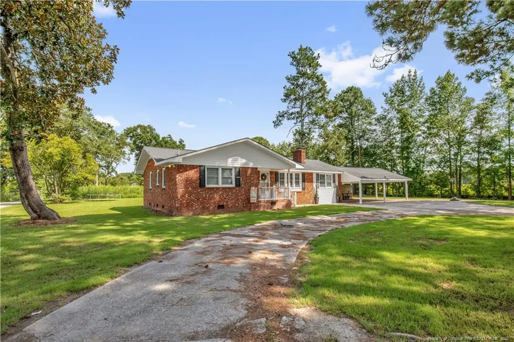 998 N Nc Highway 71, Maxton, NC 28364 - #1