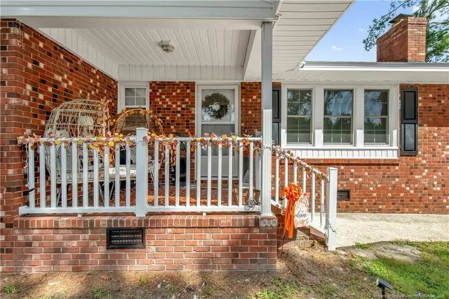 998 N Nc Highway 71, Maxton, NC 28364 - #2