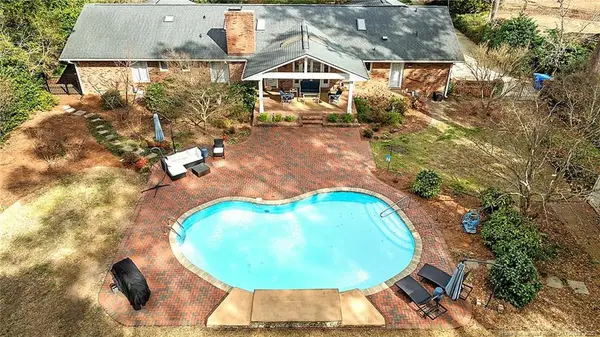 1906 Partridge Drive, Fayetteville, NC 28304