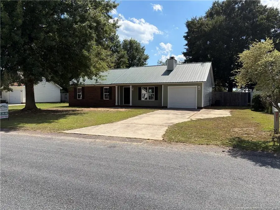 401 Northwoods Drive, Raeford, NC 28376 - #2