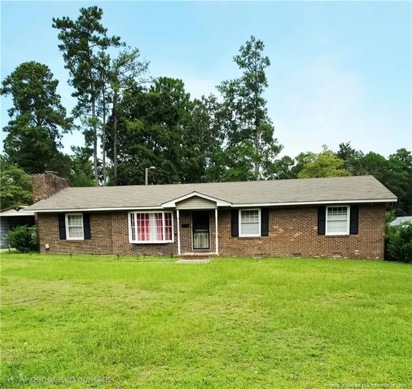 823 E Donaldson Avenue, Raeford, NC 28376 - #3