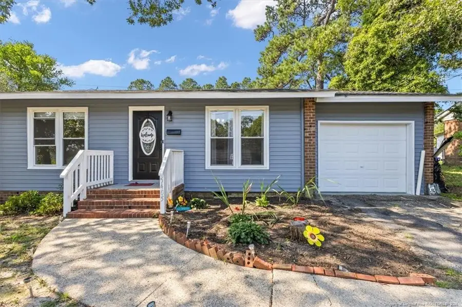 5405 Sandstone Drive, Fayetteville, NC 28311 - #3