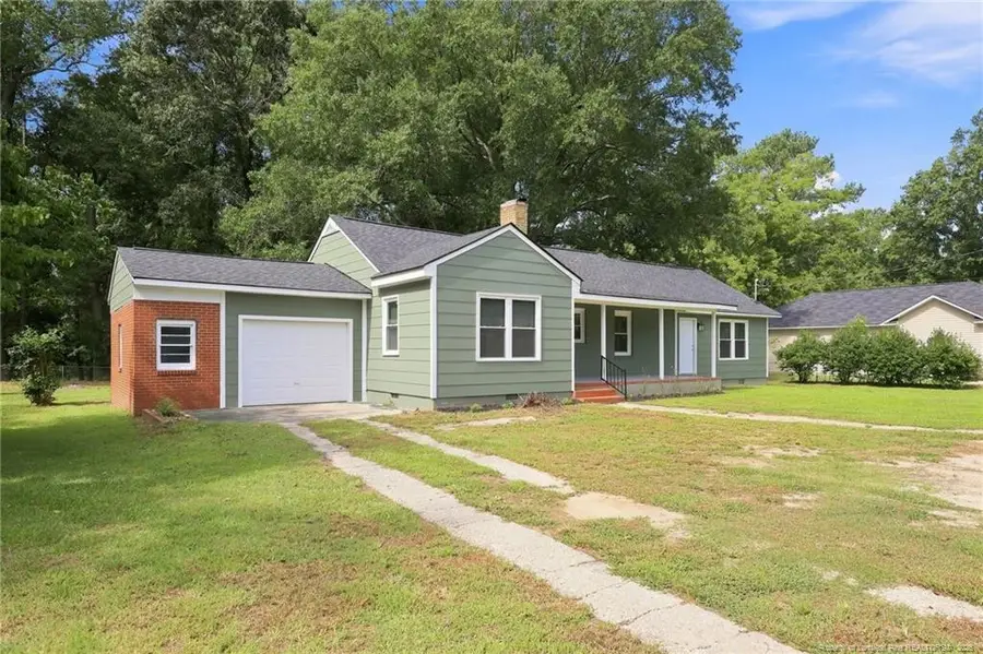 506 Stetson Street, Clinton, NC 28323 - #3
