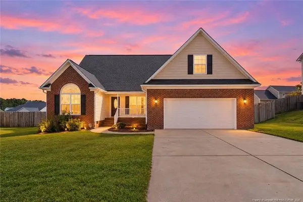 1516 Thoroughbred Trail, Parkton, NC 28371