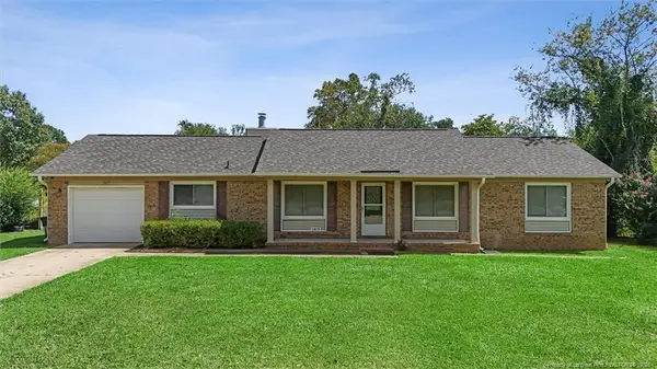 1075 Pleasant Oak Drive, Fayetteville, NC 28314