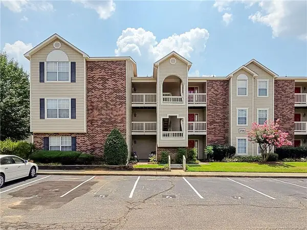 2709 Preston Woods Lane, Fayetteville, NC 28304