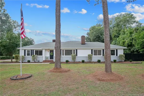 220 E David Parnell Street, Parkton, NC 28371