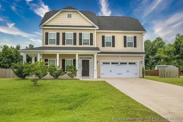 6821 Hunters Den Road, Hope Mills, NC 28348