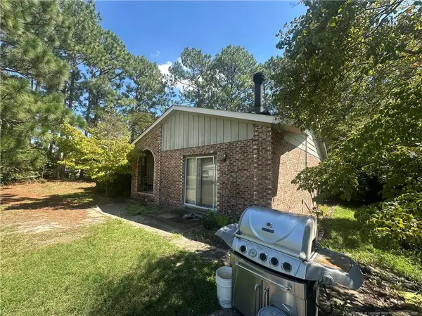 3201 Old Oak Lane, Hope Mills, NC 28348