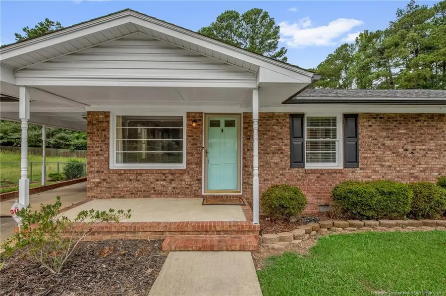 3858 Red Oak Drive, Fayetteville, NC 28306 - #3