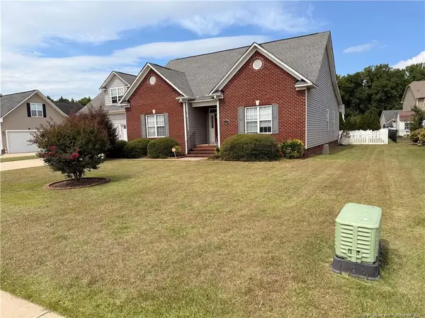 3909 Barclay Way, Wade, NC 28395