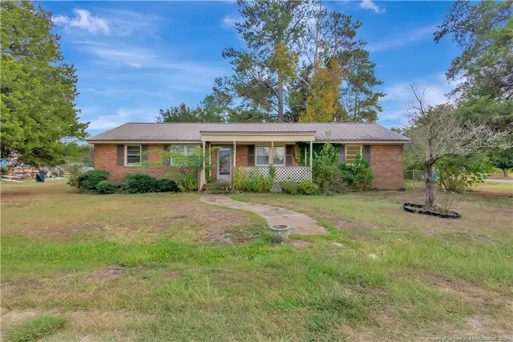 127 Lake Drive, Lumberton, NC 28358 - #1