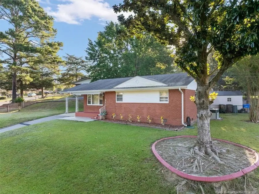 321 Lansdowne Road, Fayetteville, NC 28314 - #3