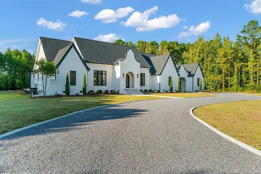 90 Dublin Drive, Lumberton, NC 28358 - #3
