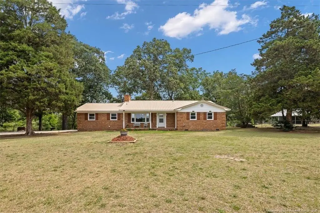 113 Lakeview Drive, Red Springs, NC 28377 - #1