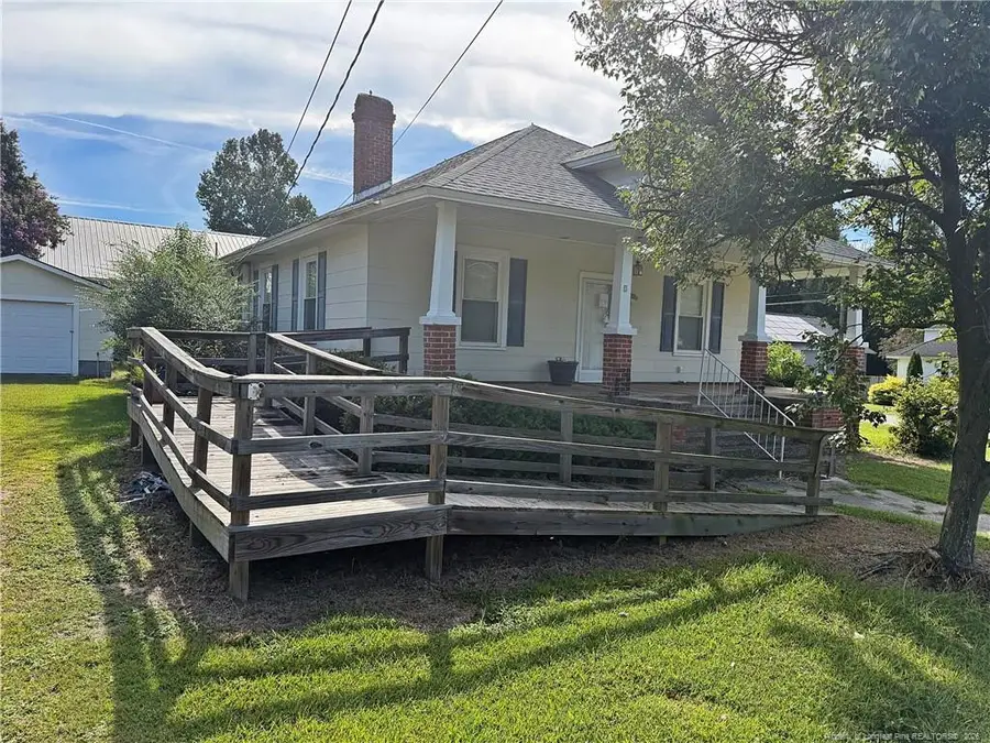 301 N 11th Street, Erwin, NC 28339 - #2