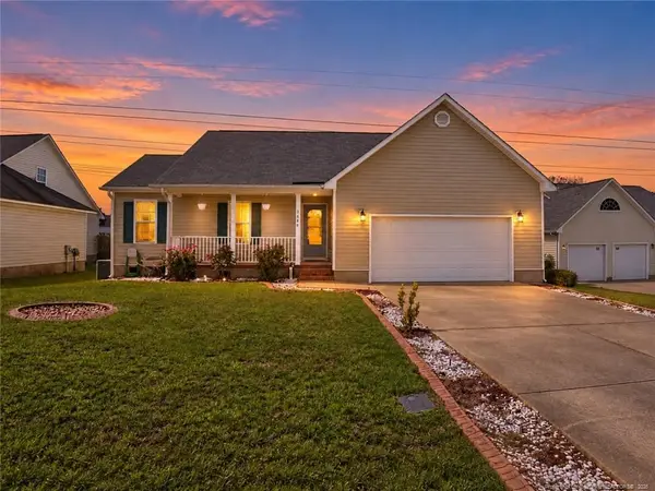 2408 Camp Lejeune Court, Hope Mills, NC 28348