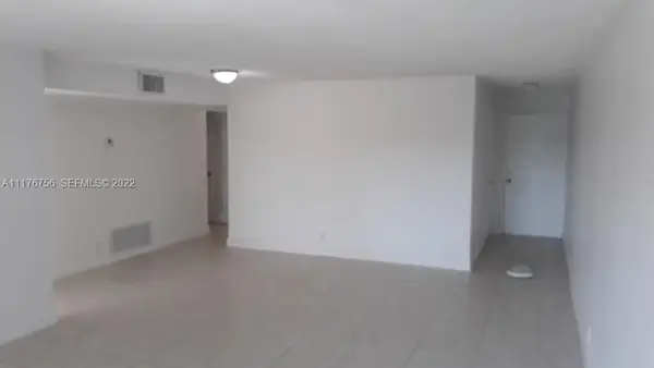 5900 NW 17th Place #109, Sunrise, FL 33313