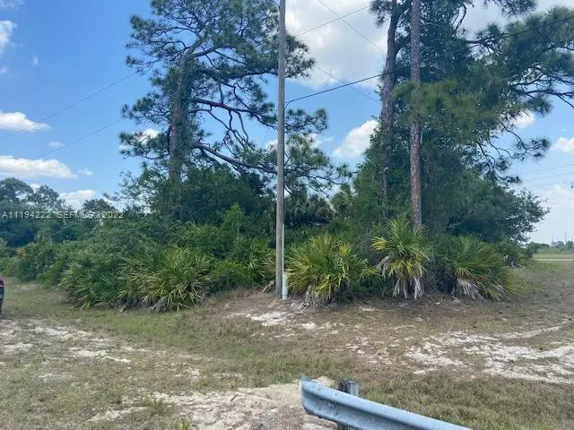 5029 SE Tradewinds Circle, Labelle, FL 33935 - #1