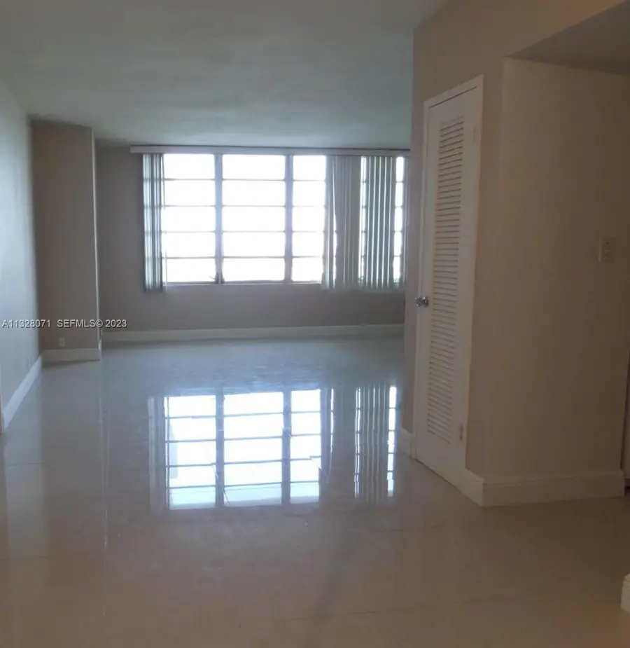 1000 W Ave 1032 #1032, Miami Beach, FL 33139 - #2