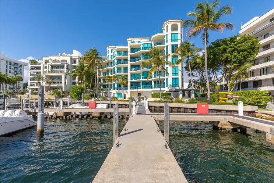 1660 W Glencoe Street #302, Coconut Grove, FL 33133 - #3