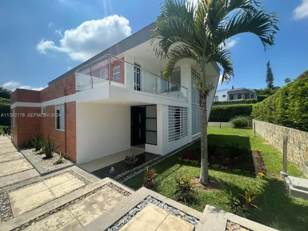 Las Marias, Kilometer 2 Las Marias, Kilometer 2 Via Cerritos, Lane #Virginia, casa 16, Pereir, , CO 