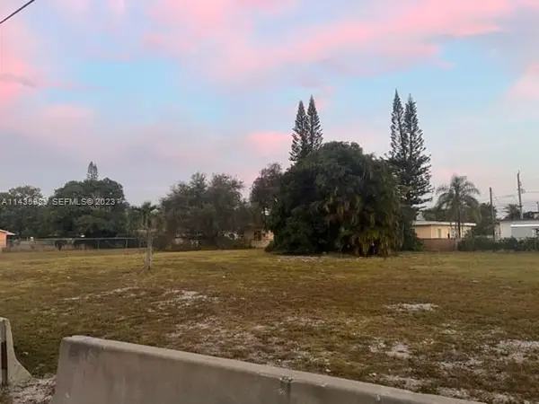 221-229 SE 10 Street, Hallandale Beach, FL 33009