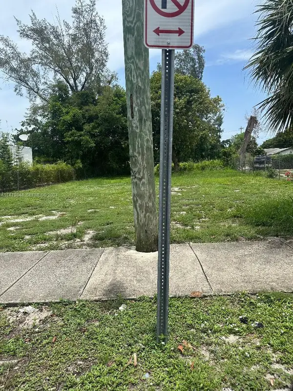 3508 Greenwood Avenue, West Palm Beach, FL 33407