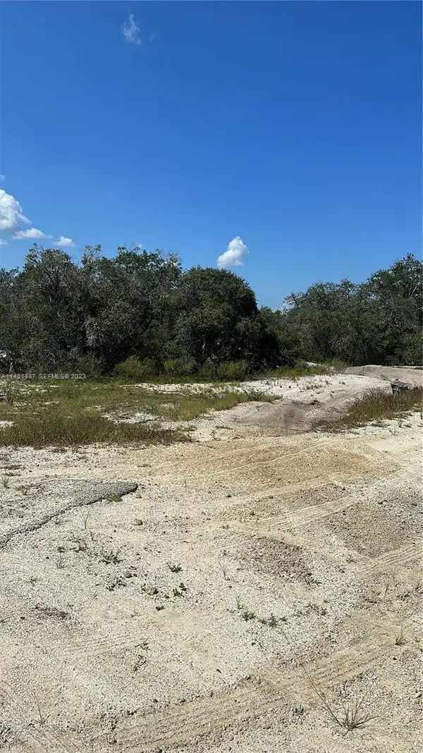 412 Eleanor Boulevard, Lake Placid, FL 33852
