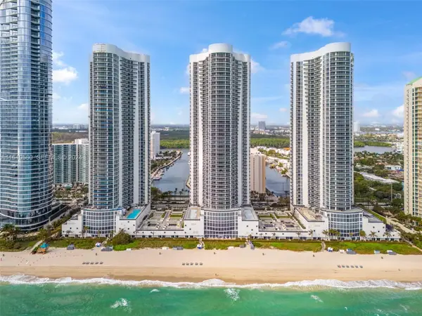 15901 Collins Avenue #2801, Sunny Isles Beach, FL 33160