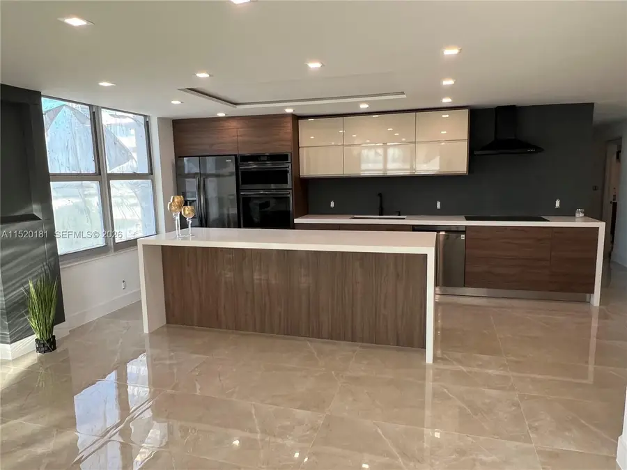 Address Withheld By Seller, Sunny Isles Beach, FL 33160 - #2