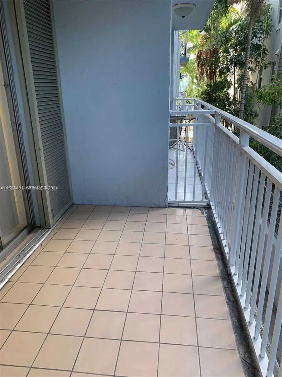947 Lenox Avenue #204, Miami Beach, FL 33139 - #3