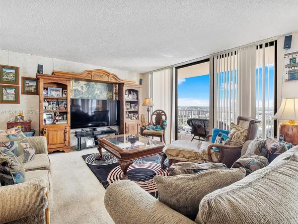 290 174th Street #1809, Sunny Isles Beach, FL 33160