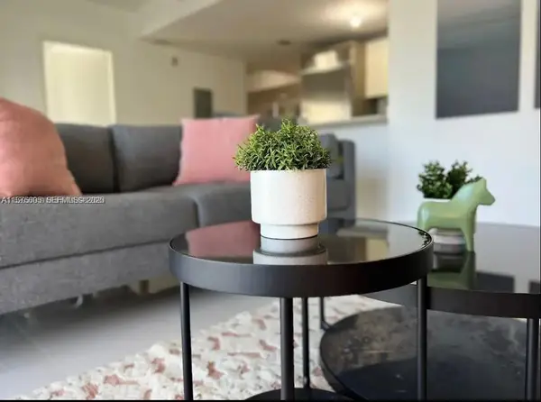 1300 Brickell Bay Drive #3400, Miami, FL 33131