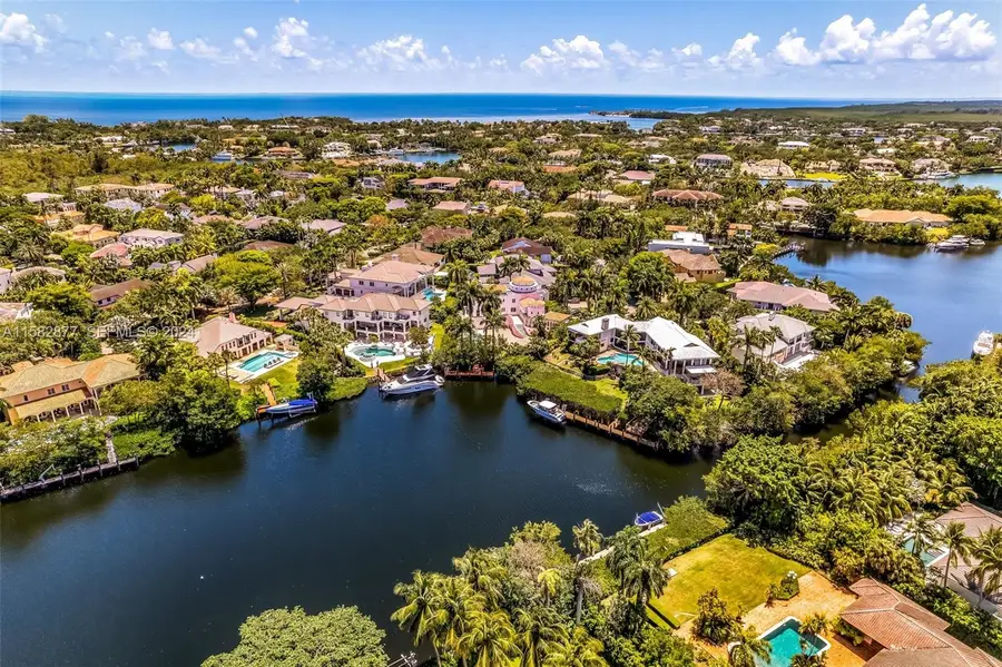 431 Costanera Road, Coral Gables, FL 33143 - #3
