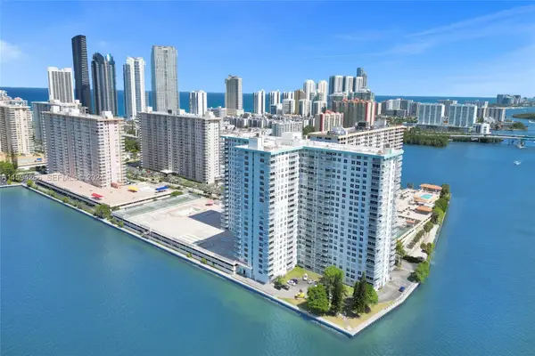 301 174th Street #1701, Sunny Isles Beach, FL 33160