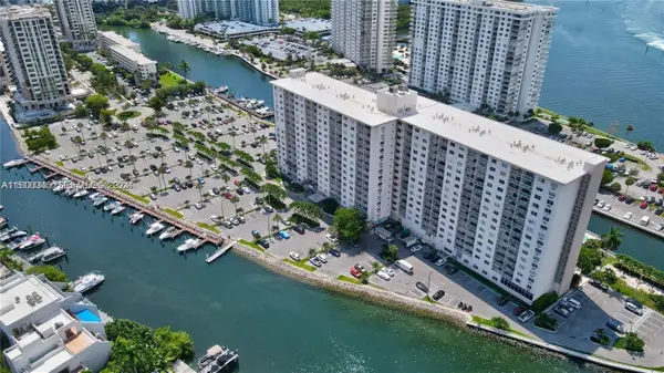 400 Kings Point Drive #719, Sunny Isles Beach, FL 33160