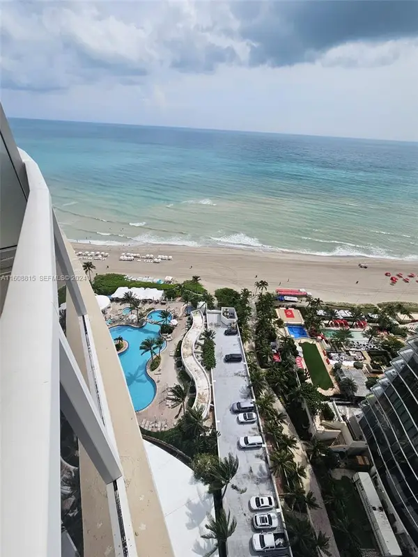 18001 Collins Avenue #2112, Sunny Isles Beach, FL 33160