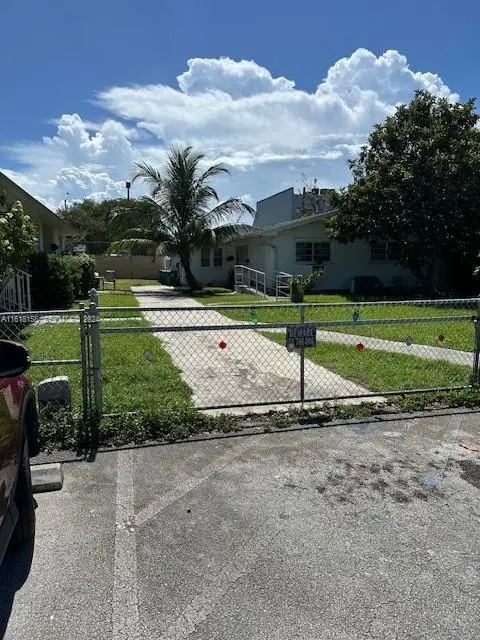 470 NW 26th Avenue, Miami, FL 33125 - #1