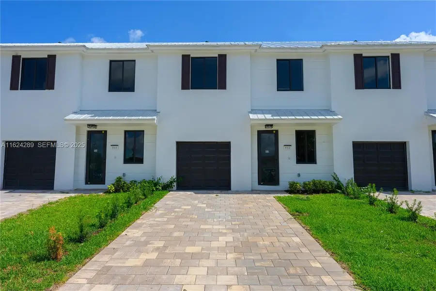 848 SW 1st Street, Florida City, FL 33034 - #2