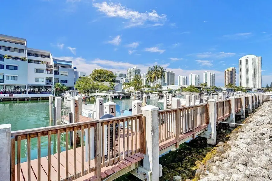 400 Kings Point Drive #320, Sunny Isles Beach, FL 33160 - #3