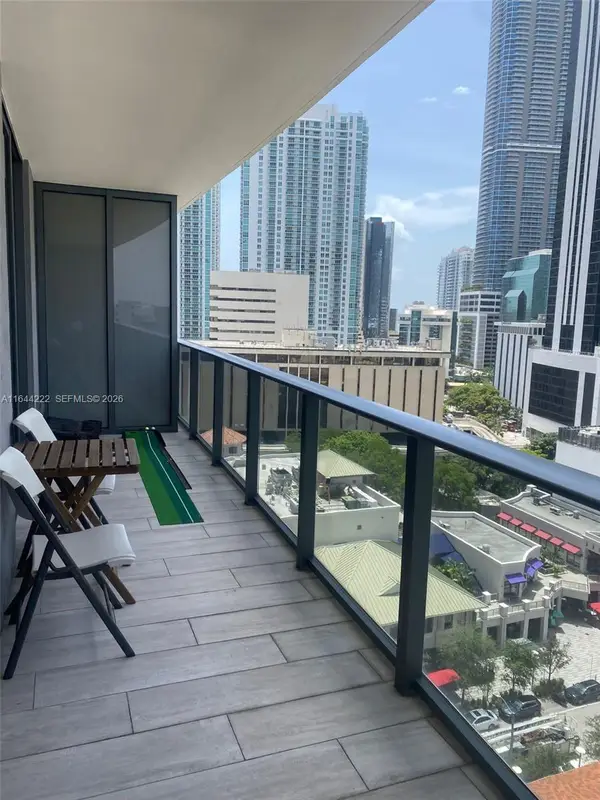 45 SW 9th Street #1005, Miami, FL 33130