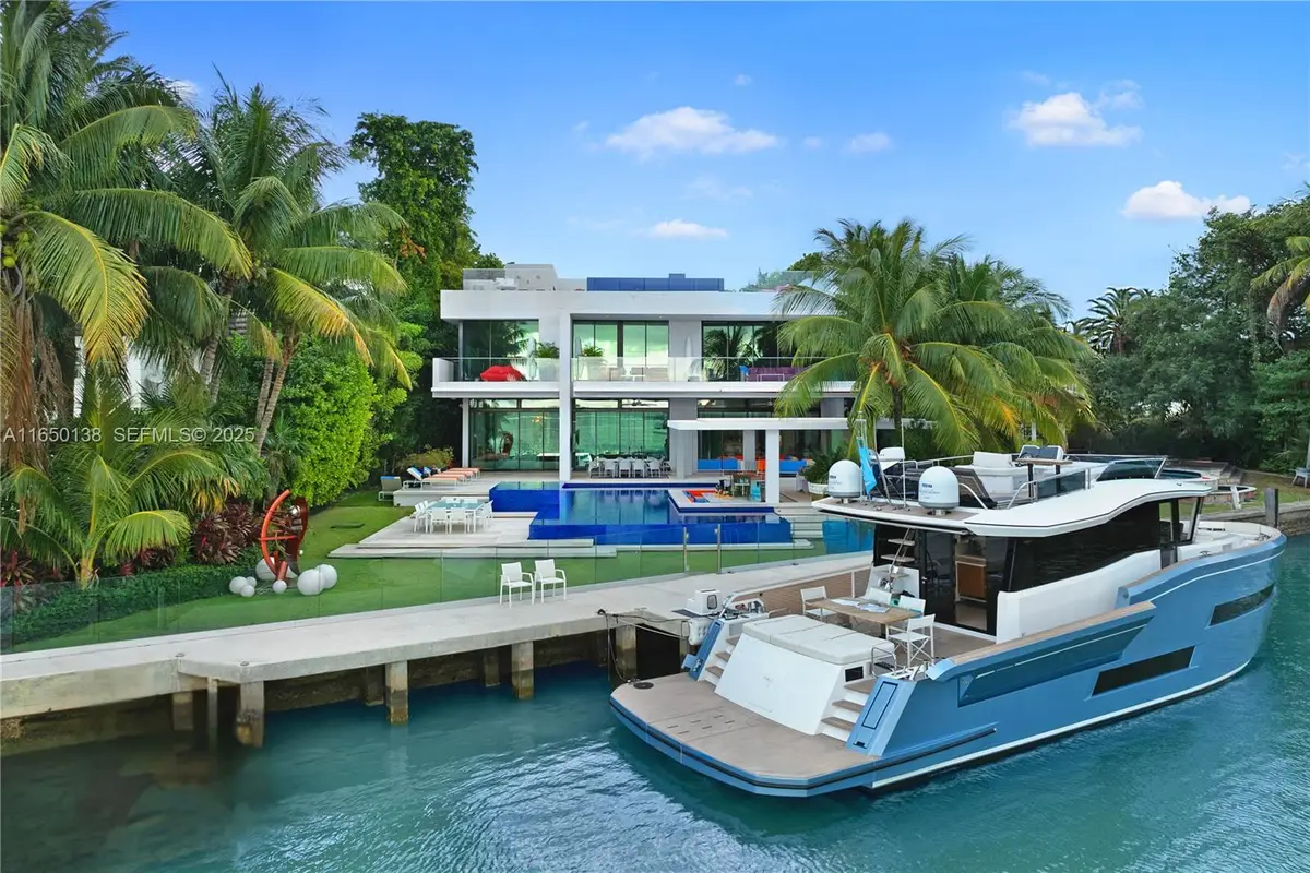 5004 N Bay Road, Miami Beach, FL 33140 - #1